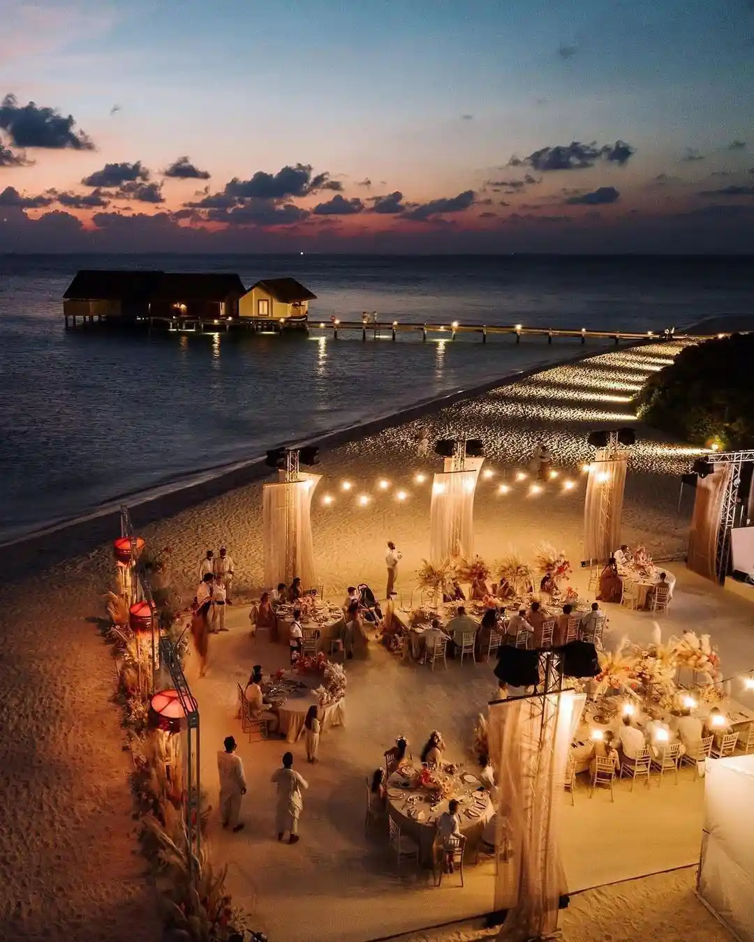 Wedding Morning Routine for Brides and Grooms: A Calm, Confident Start to Your Big Day 6 Sample Wedding Morning Timeline